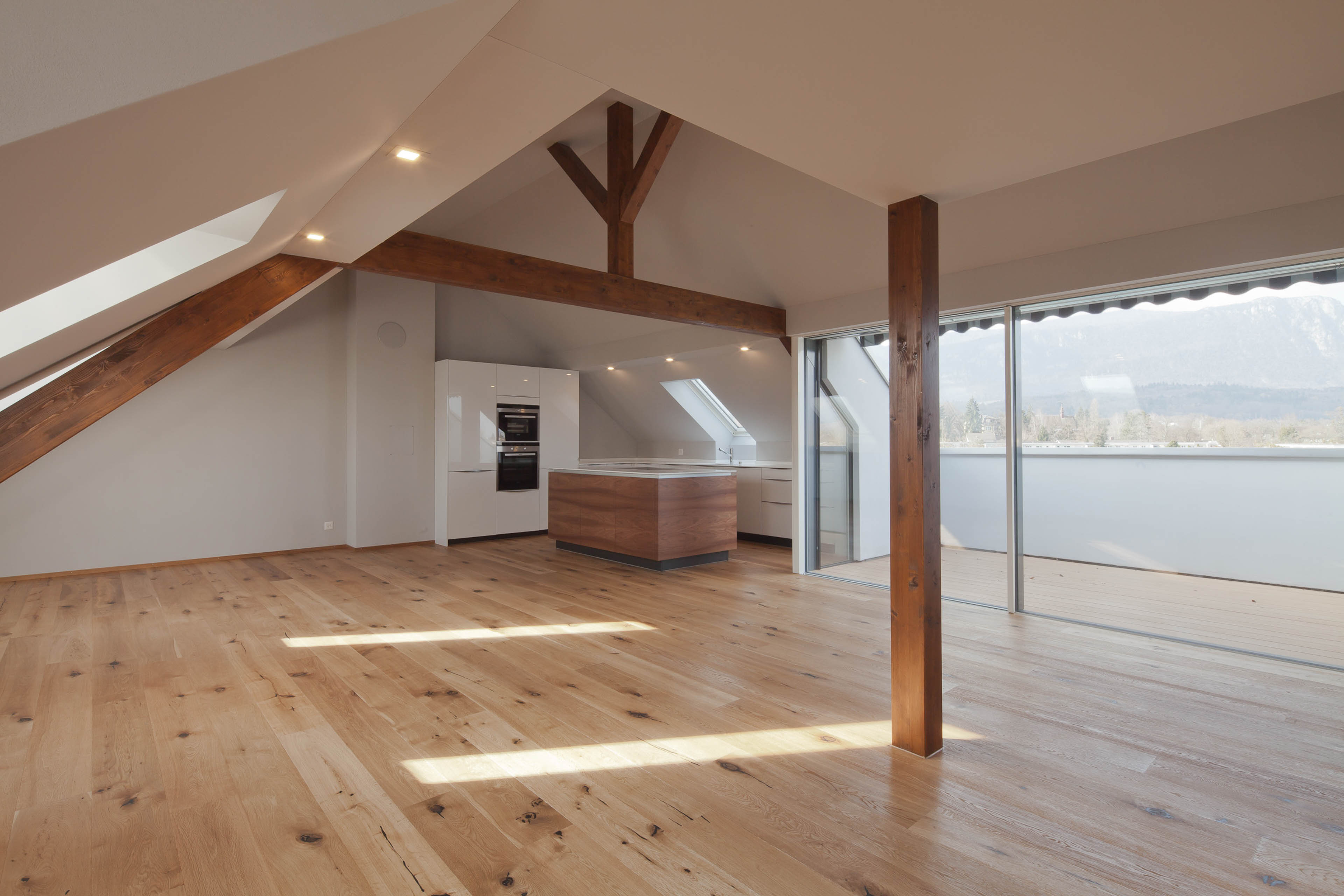 Landhausdiele Eiche in der Dachwohnung