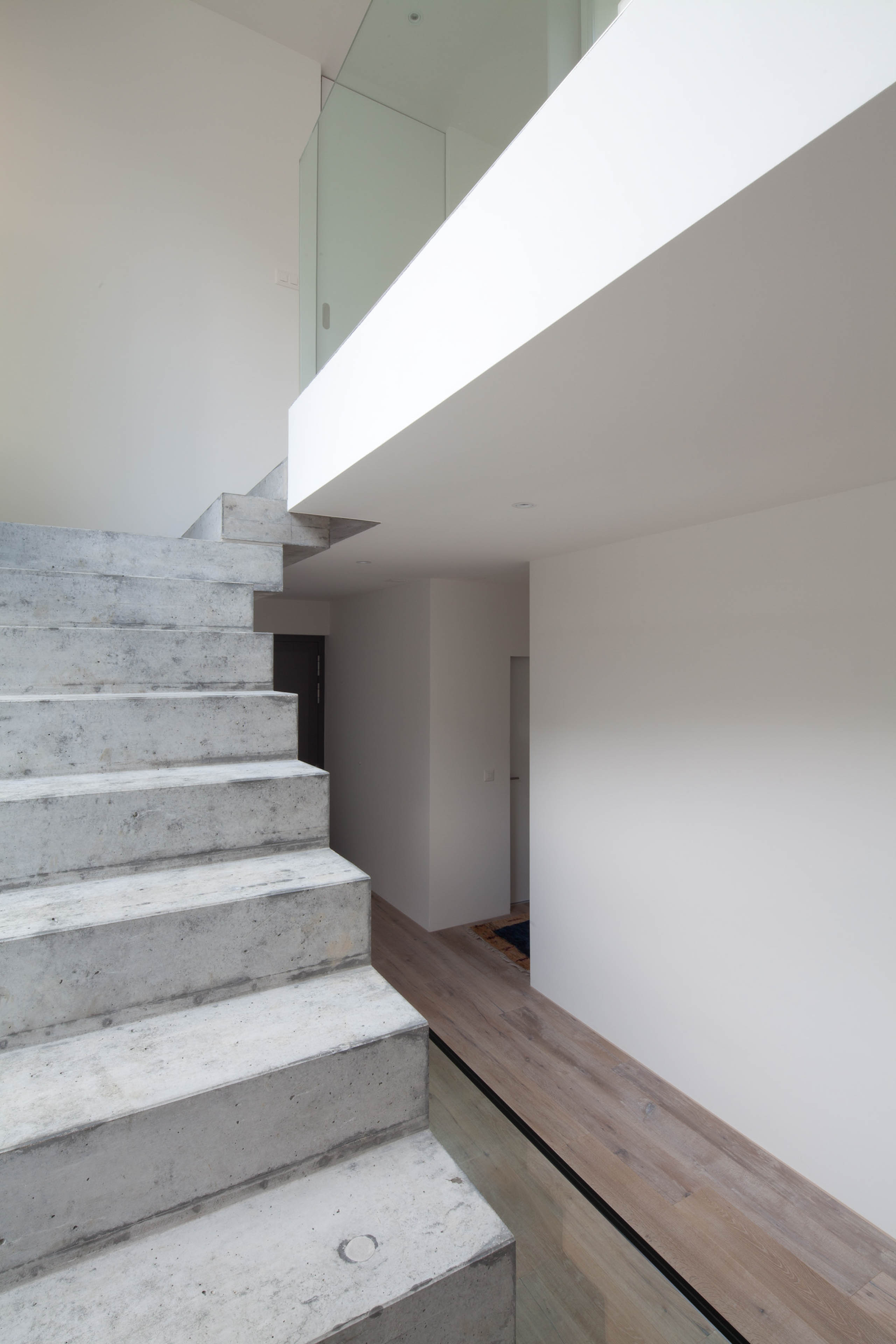 Landhausdiele Eiche weiss im Einfamilienhaus